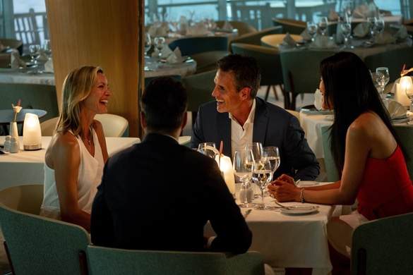 Paul Gauguin Cruises MS Paul Gauguin La Veranda LIfestyle 6 ©Paul Gauguin Cruises.jpg